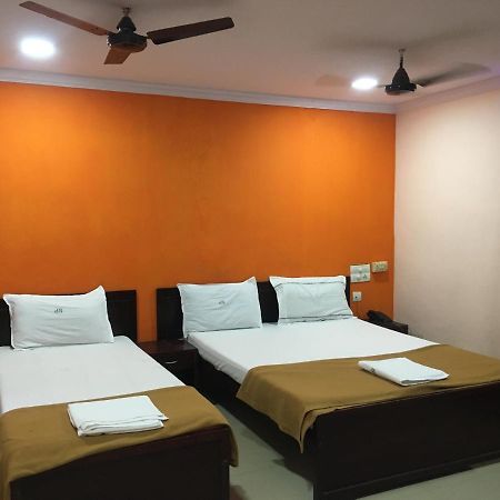 Delmon Residency Hotel Chennai Exterior photo