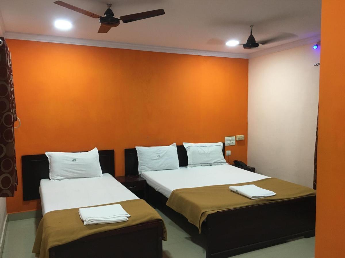 Delmon Residency Hotel Chennai Exterior photo