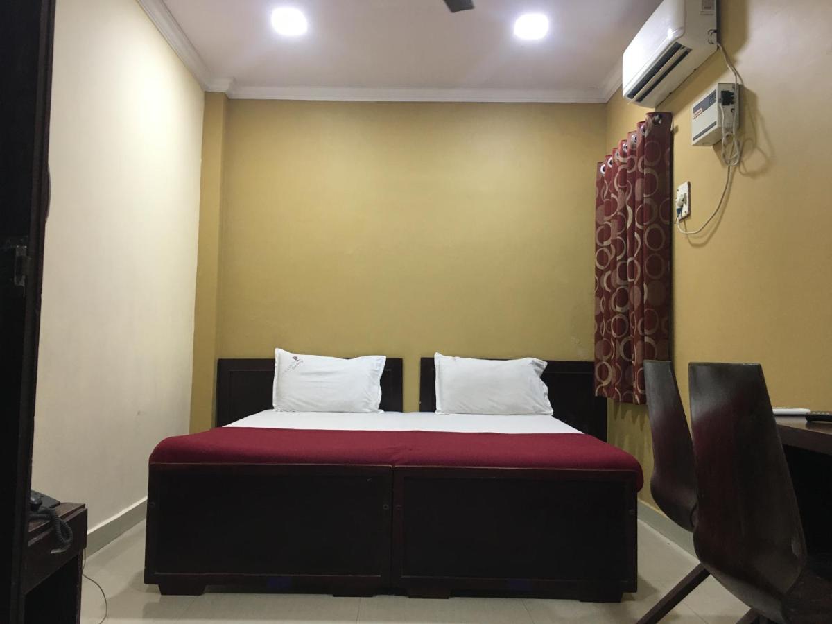 Delmon Residency Hotel Chennai Exterior photo